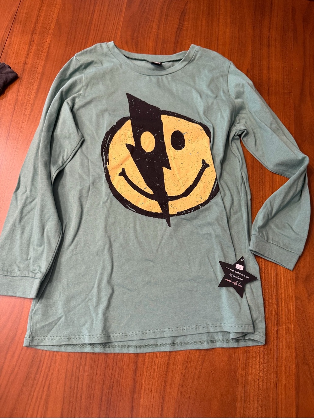 Kids Long-Sleeve Graphic Tee - Sage Green Smiley Bolt
